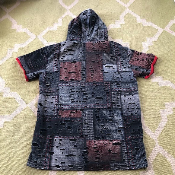 Perruzo Distressed Hooded Short Sleeve Shirt - Picture 3 of 5